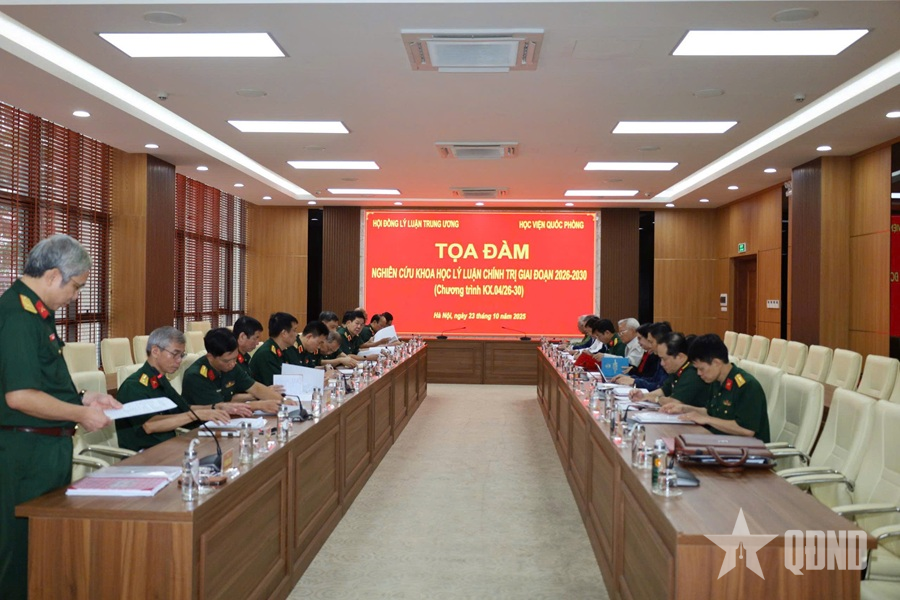Nỗ lực phấn đấu, đóng góp xứng đáng vào công tác khoa học nghệ thuật quân sự
